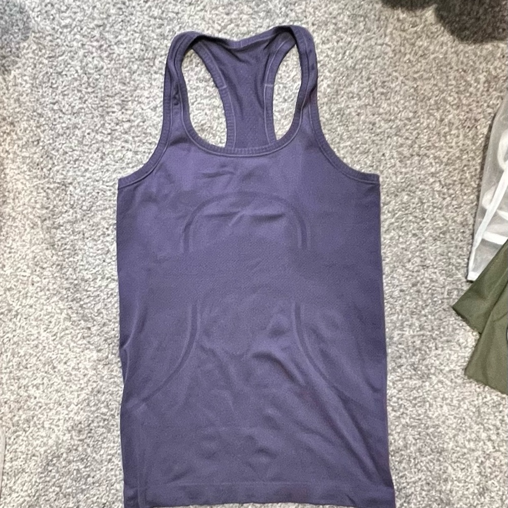Lululemon Purple Tank Top size 4 with no label/tag